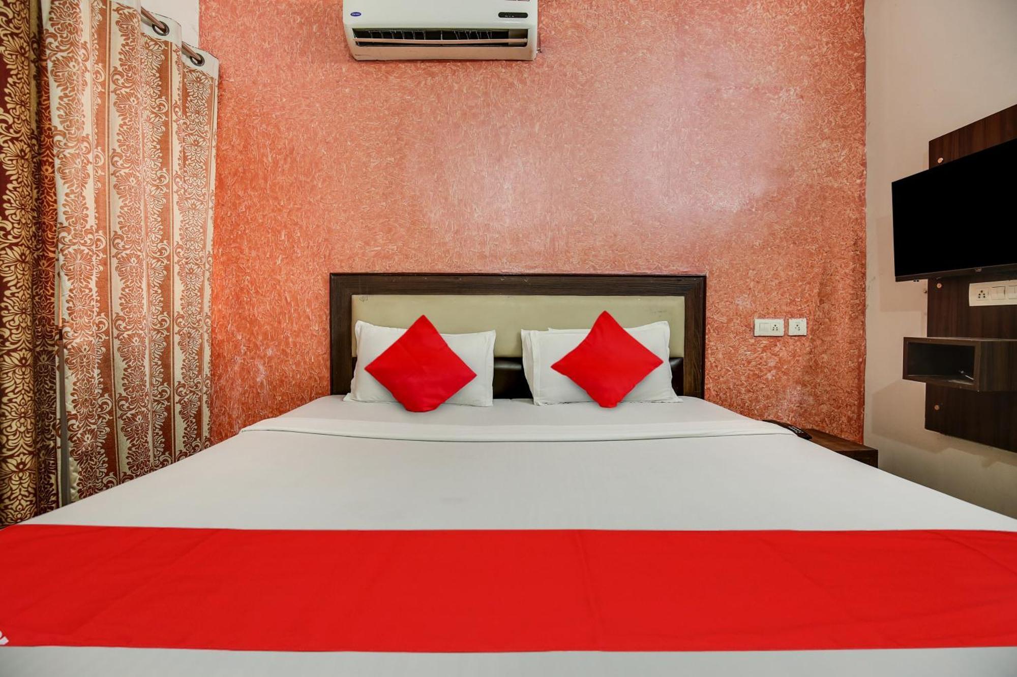 Hotel O Royal Mohali ภายนอก รูปภาพ